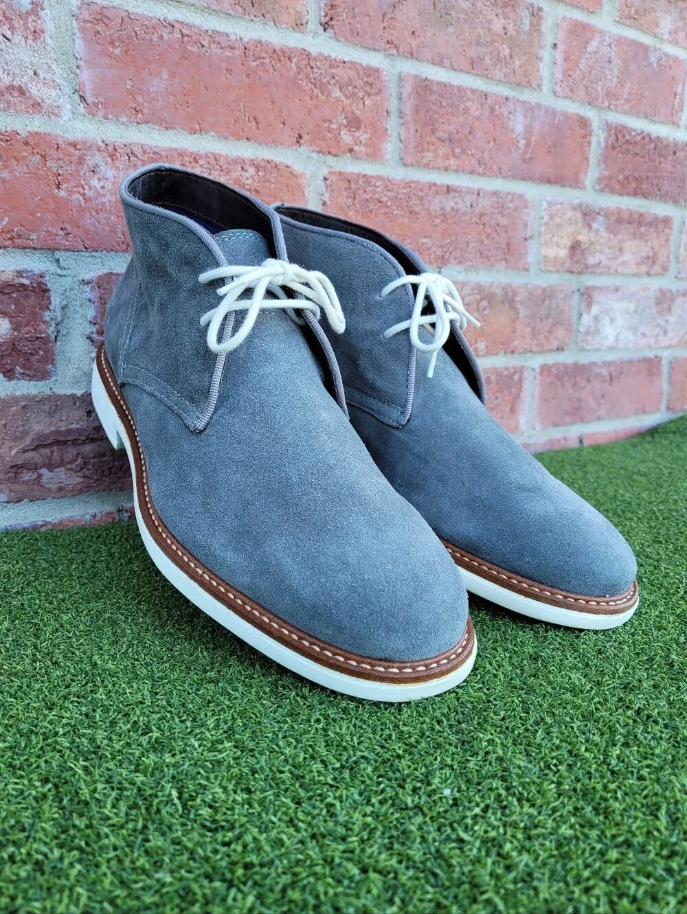 Mens WALLIN & BROS Grey Suede Chukka Boots Size 42 ~ US Size 9